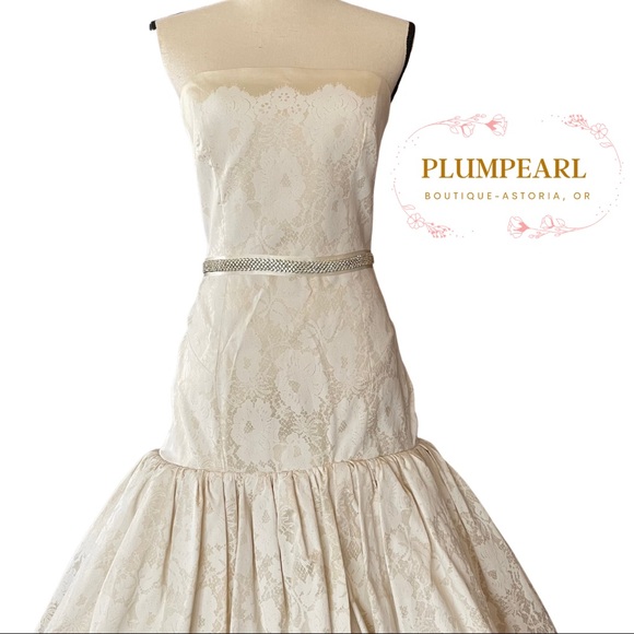 An Original Milly of New York Vintage Custom wedding gown - Picture 4 of 16